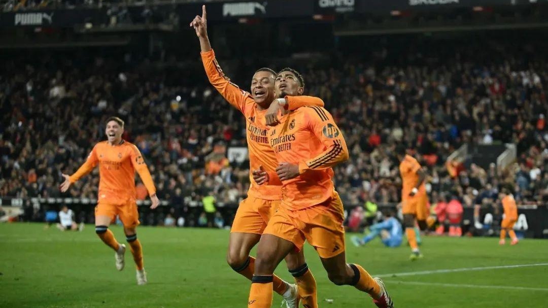 fengniao sports-瓦伦西亚内部会议纪要流出——转会期队长鼓劲，全明星赛使命明确，更衣室氛围转暖-fengniao sports